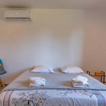 Casetta Taglio Rosso Di Santa Lucia *