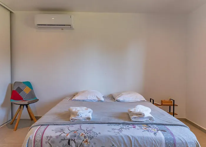 Casetta Taglio Rosso Di Santa Lucia *